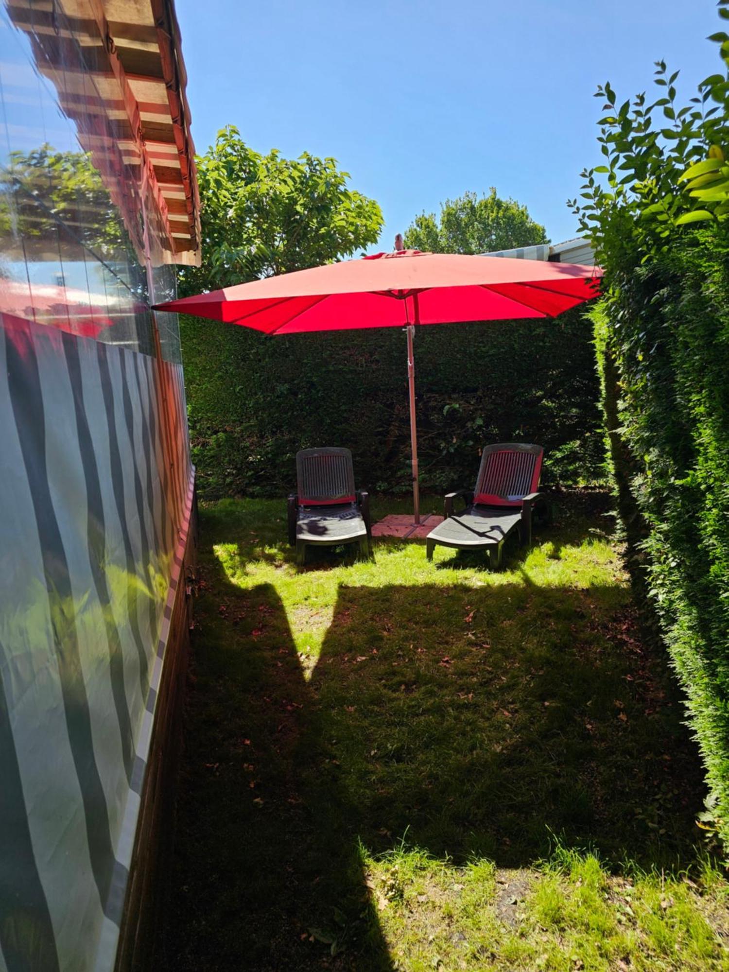 Mobilhome 741 Les Charmettes,3ch,2sdb,lave Linge,lave Vaisselle,clim,2wc Les Mathes